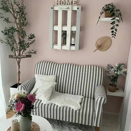 Apartment 3 Bedroom In Cologne